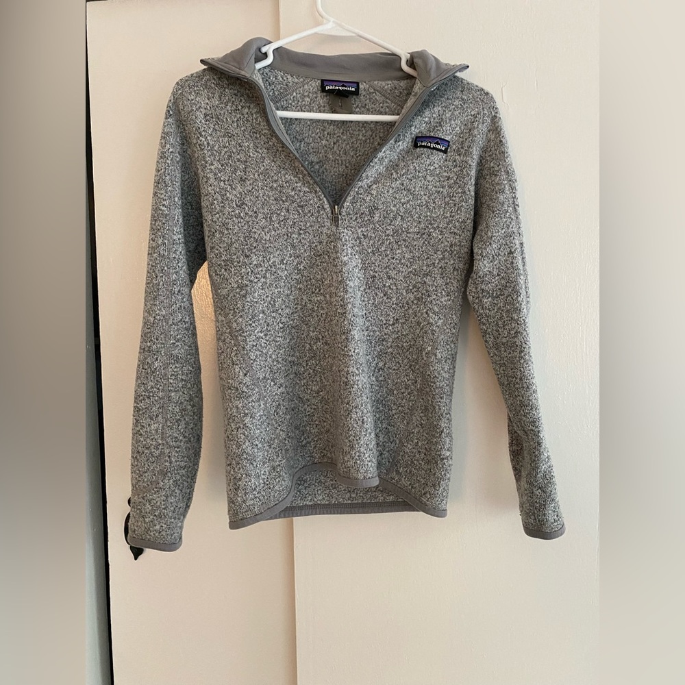 Patagonia XS pull-over 1/2 zip sweater